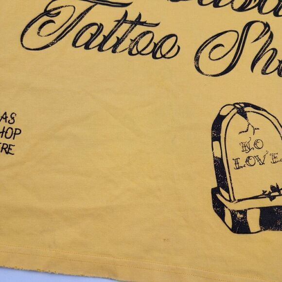 Valabasas Tattoo Shop Distressed Studded Tee T-Shirt Vintage Yellow Size XL Y2K - Picture 3 of 13